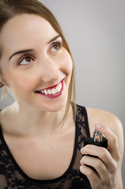 Best Perfumes for Students Who Want to Stand Out: Top 7 Classroom-Ready Scents 12 woman, perfume, chic, woman, perfume, perfume, perfume, perfume, perfume